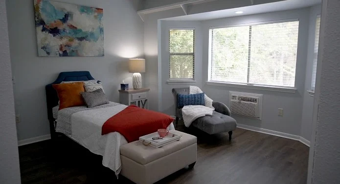 Image of The Oaks of Garden Ridge Assisted Living and Memory Care (6)