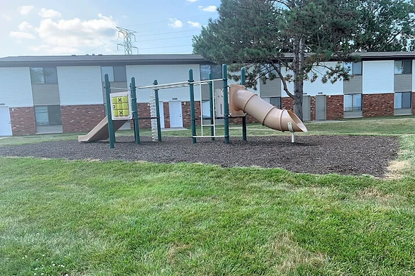 Image of Kokomo Manor (4)