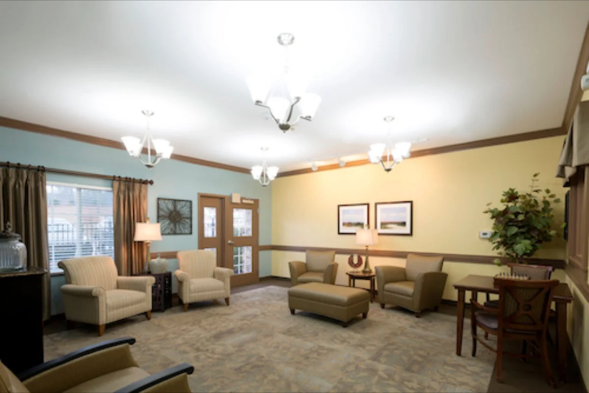 Image of Spring Arbor of Steele Creek (8)