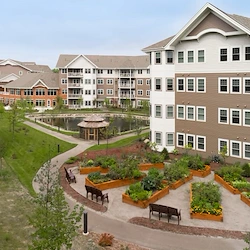 Image of Applewood Pointe of Minnetonka Cooperative (2)