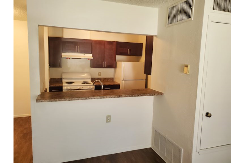 Image of Landmark Apartments (2)