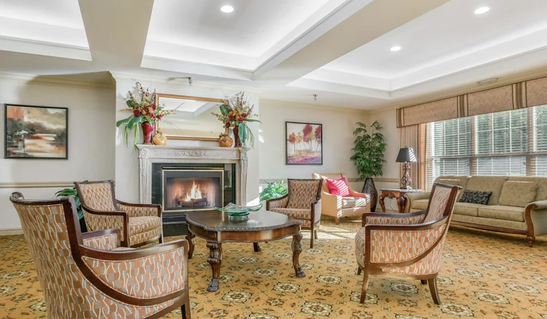 Image of Oakmont Sterling (8)