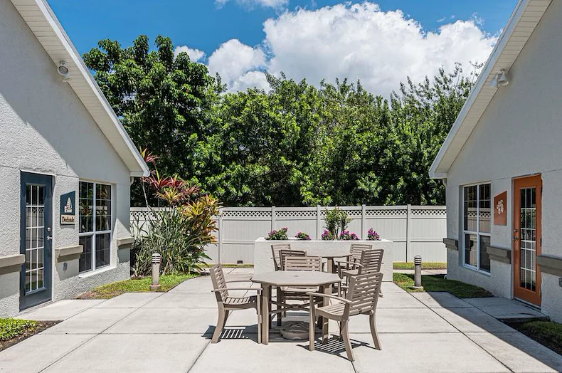 Image of Arden Courts of Sarasota (3)