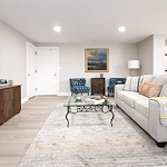 Glacier Hills Senior Living apartment living room