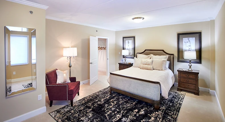 Ascension Living Alexian Village Tennessee Senior Living, independent living, assisted living, memory care, and continuing care retirement community (CCRC) in Signal Mountain, TN, apartment bedroom