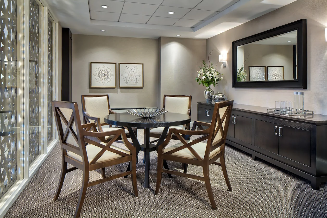 Image of Warren Barr North Shore (6)