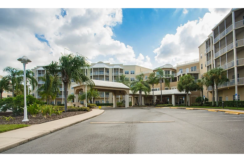 Image of Regal Palms (2)