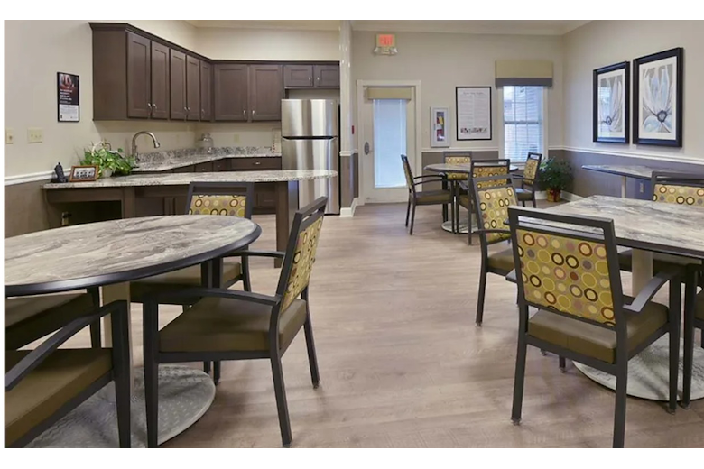 Image of Foxberry Terrace Senior Living (4)