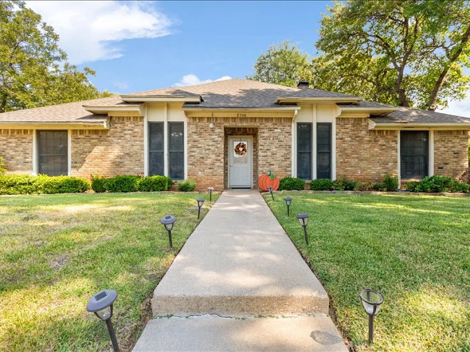 Image of Woodside Place Assisted Living (1)