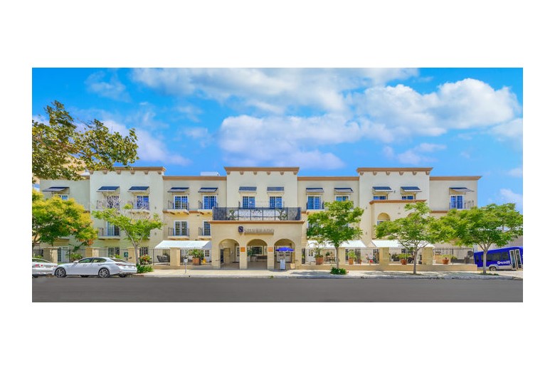 Image of Silverado Beverly Place Memory Care Community (1)