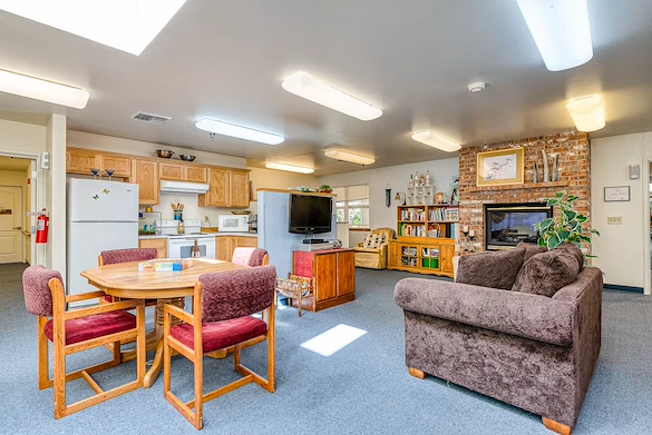 Image of Forest Grove Beehive (8)