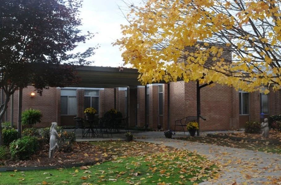 Image of Nhc Healthcare - Clinton (2)