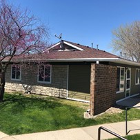 Suncrest Village independent senior living apartments in Newton, Iowa front exterior