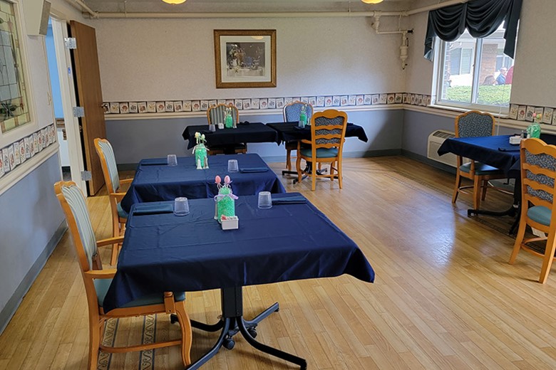 Image of Maple Gardens Rehabilitiation And Nursing Center (4)
