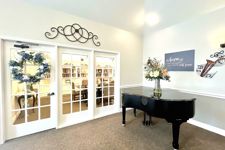 Image of Creekside Alzheimer's Special Care Center (4)