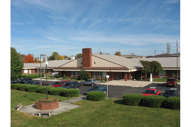 Image of Holbrook Healthcare Center (1)