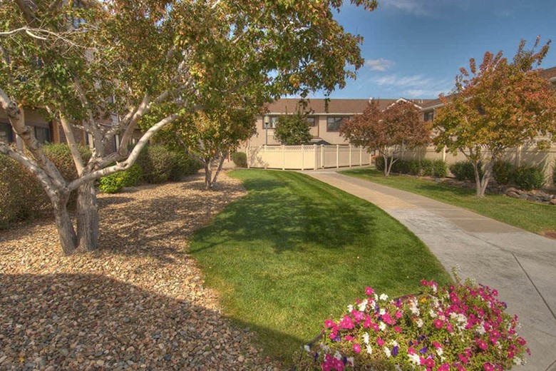 Image of Northglenn Heights Senior Living (10)