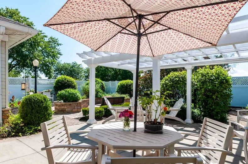 Image of Magnolias of Lancaster (4)