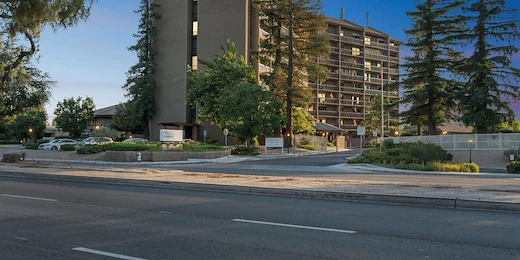 Rosewood Senior Living in Bakersfield, CA, exterior