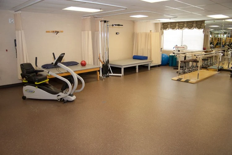 Image of Nhc Healthcare, Lewisburg (5)