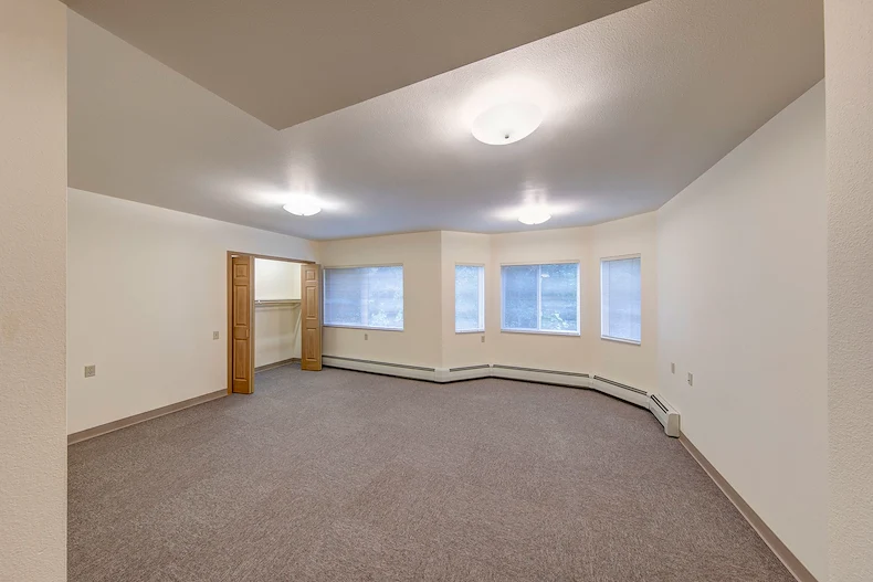 Image of Marlow Manor Assisted Living (4)