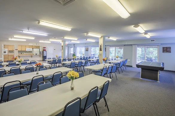 Image of Reynolds Pointe Senior Apartments (4)