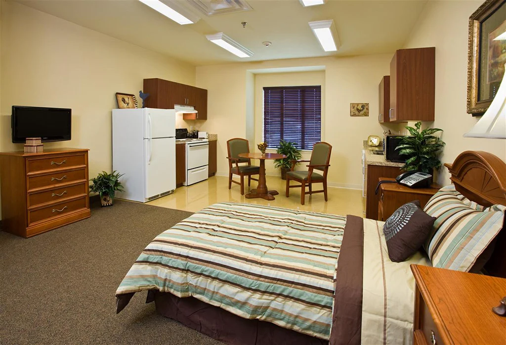 Image of The Colonnades At Reflection Bay (3)