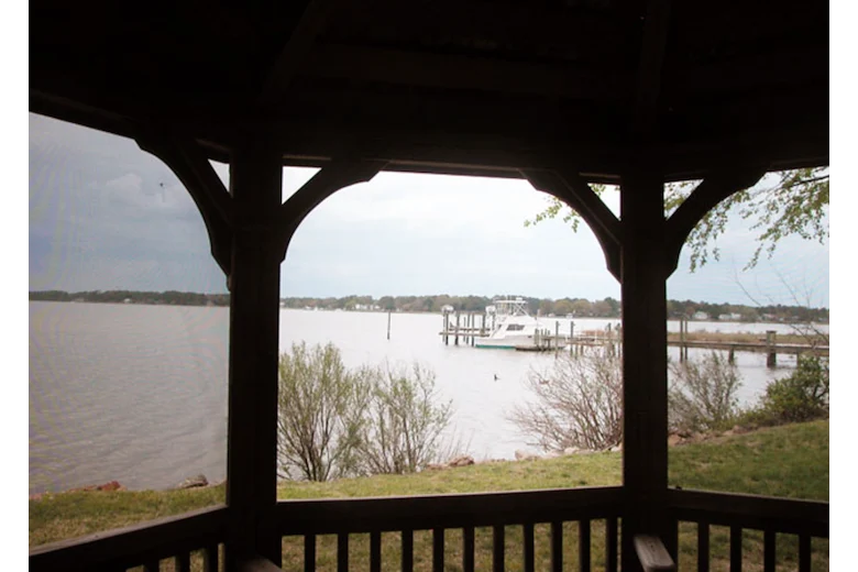 Image of Emily Green Shores (2)