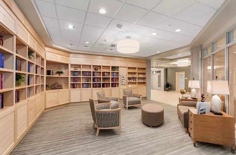 Image of Merrill Gardens at Rockridge (8)