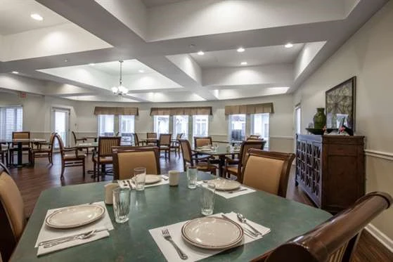 Image of Bloom at German Church (8)