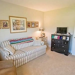 Image of The Chapel Hill Community (7)