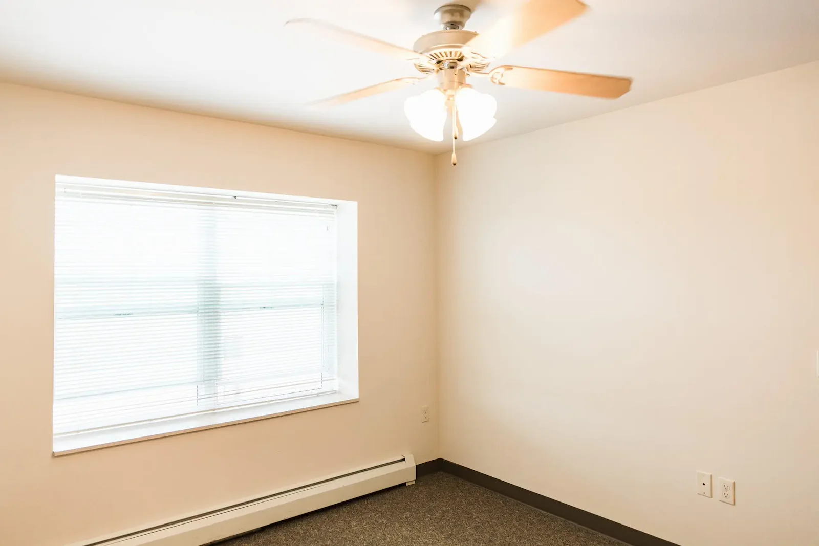 Image of Becher Terrace Senior Apartments (8)