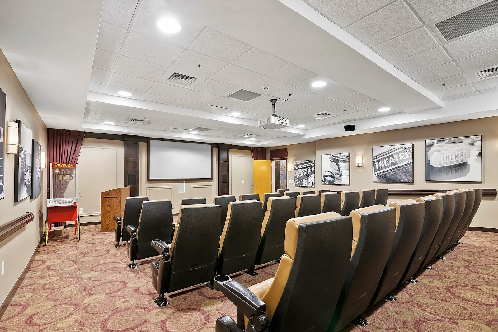 Image of Holly Creek Retirement Community (4)