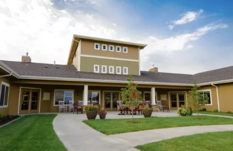 Fieldstone Memory Care of Yakima outdoor space