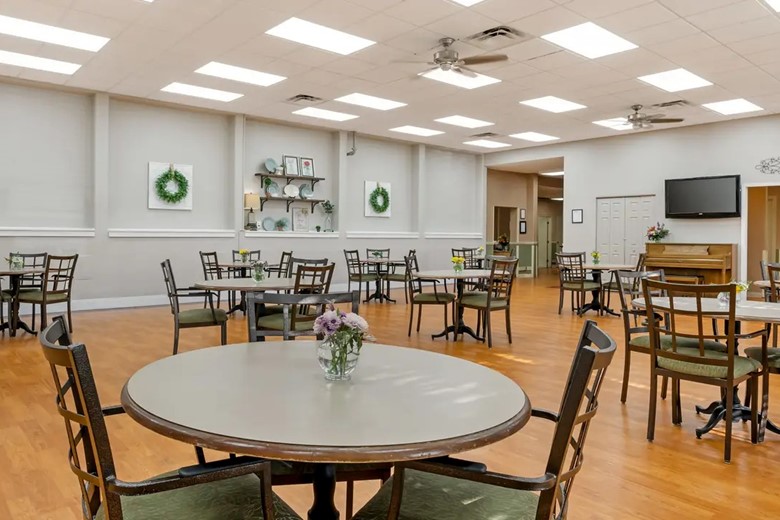 Image of Metropolis Rehabilitation & Health Care Center (4)