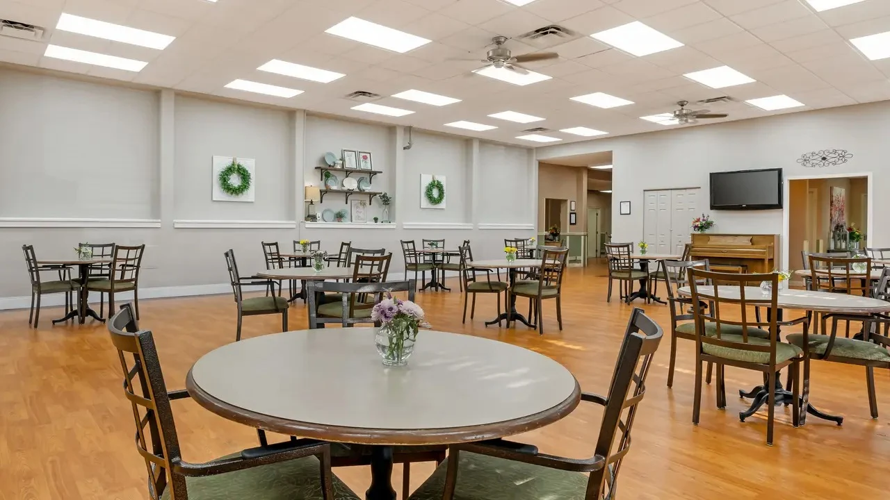 Image of Metropolis Rehabilitation & Health Care Center (4)