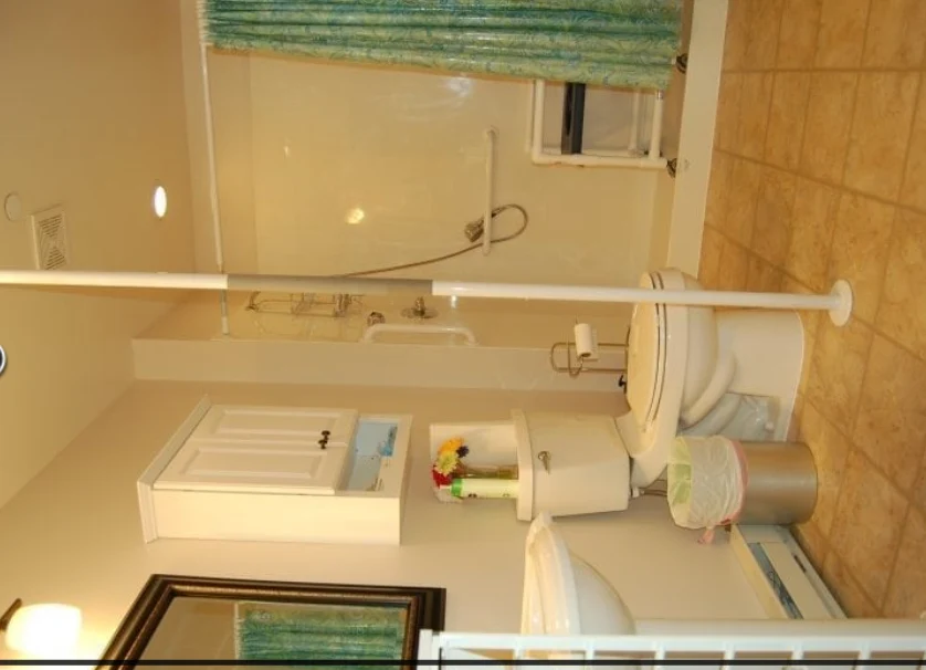 Image of Serenity House Assisted Living at Kit Carson Circle (9)