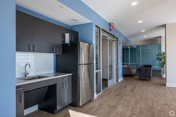 Image of Hilltop Senior (5)