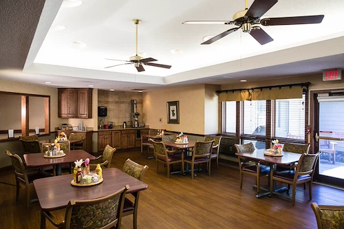 Image of Twin Oaks Assisted Living (4)