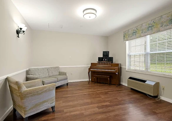 Image of Commonwealth Senior Living at Bon Air (6)