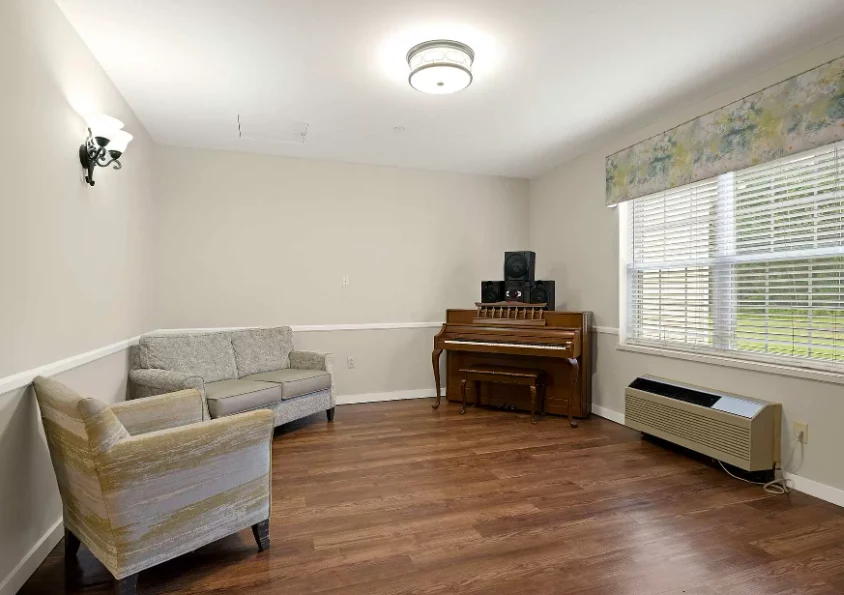 Image of Commonwealth Senior Living at Bon Air (6)