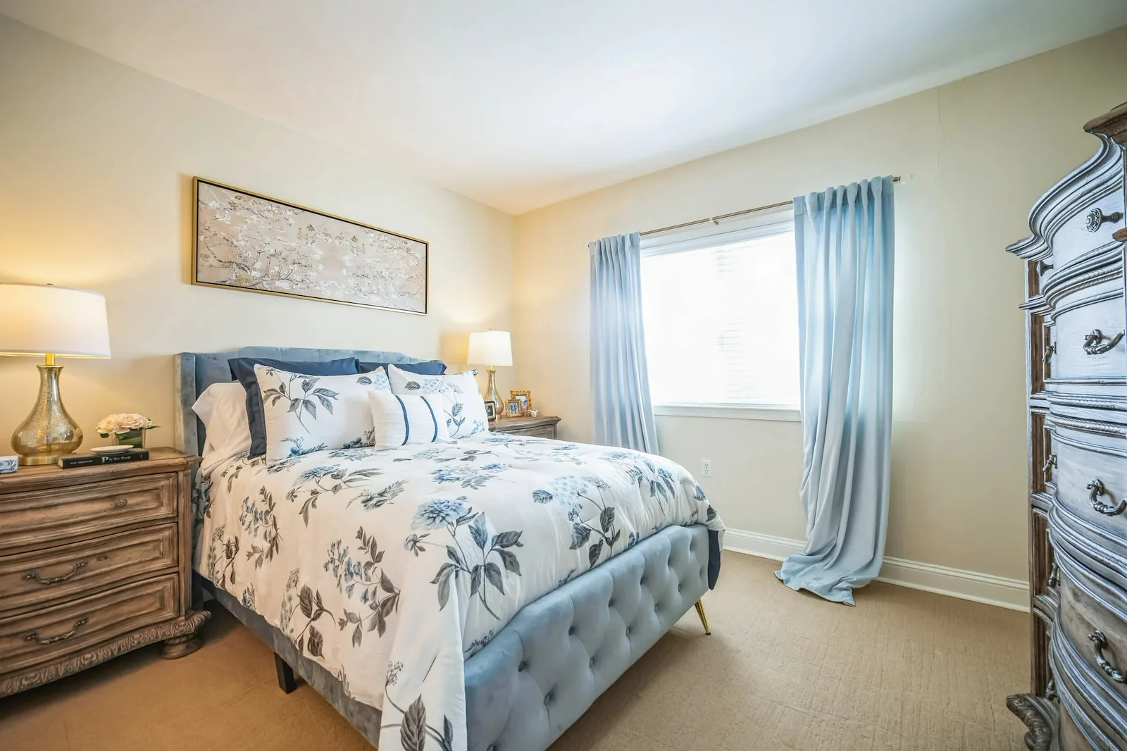 Barclay House of Tarboro senior living community offering independent living, assisted living, and memory care in Tarboro, NC, bedroom