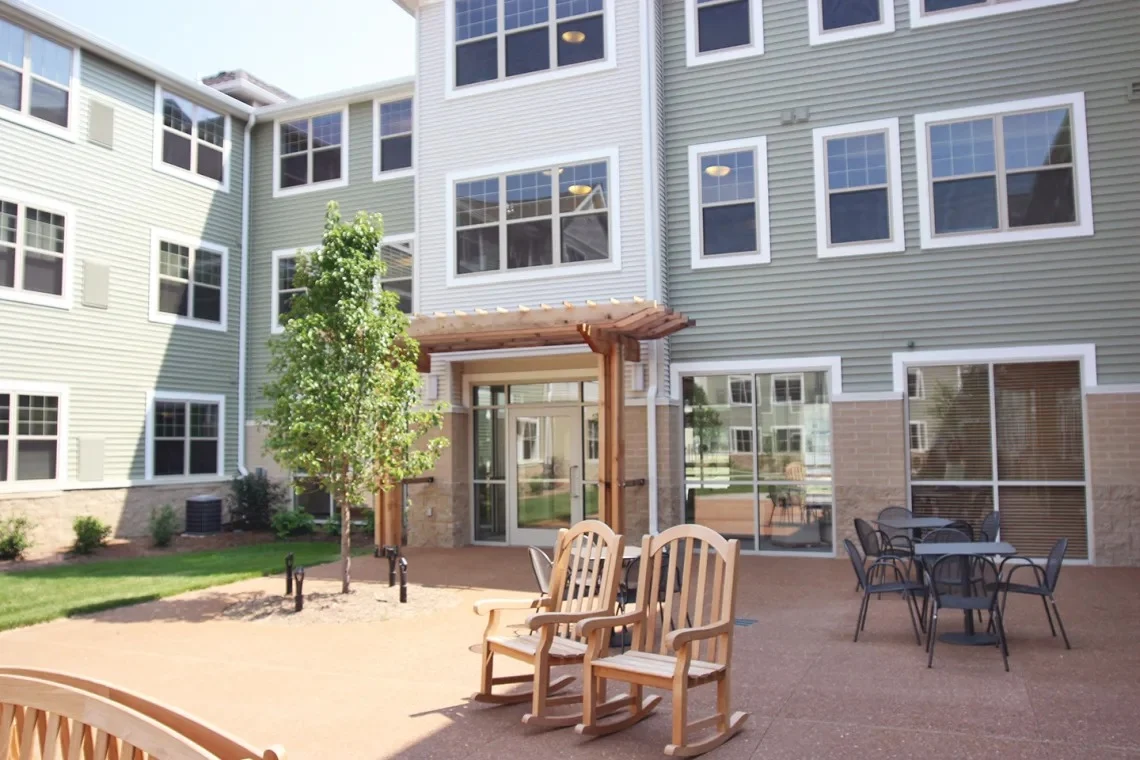 Image of Cahill House Apartments (4)