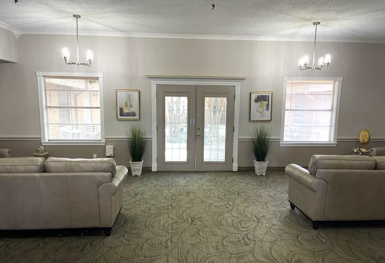 Image of Beltline Healthcare Center (4)