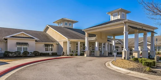 Barclay House of Augusta, senior living community offering assisted living and memory care in Augusta, GA, exterior and front entrance