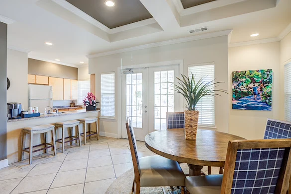 Image of Creekside Villas (3)