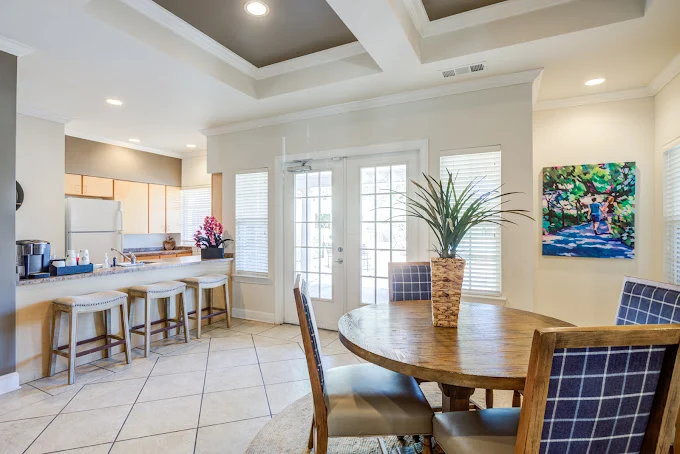 Image of Creekside Villas (3)