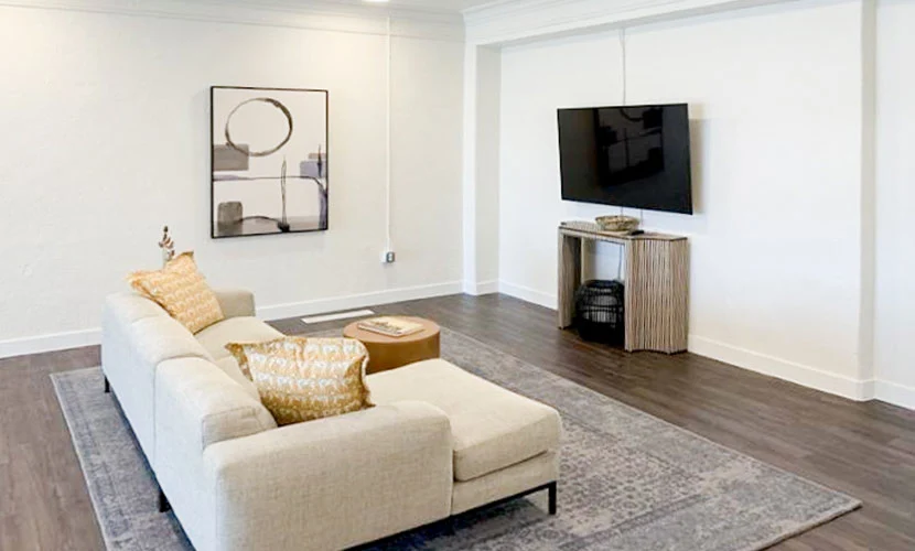 Image of Landmark on Lamar (5)