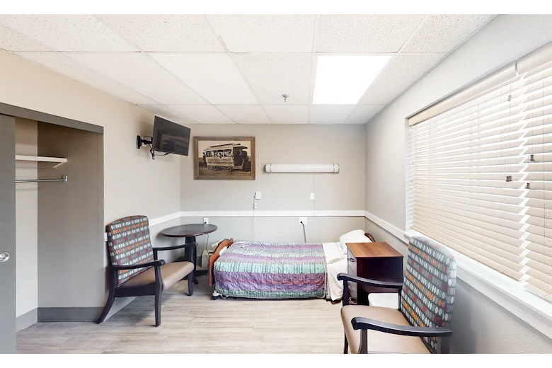 Image of Cherrelyn Healthcare Center (9)