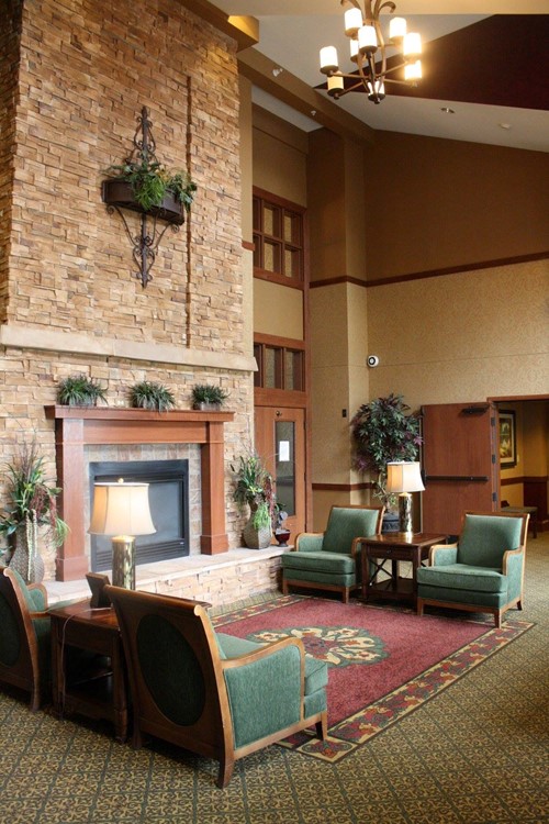 Image of Saint Therese at Oxbow Lake Senior Living (7)